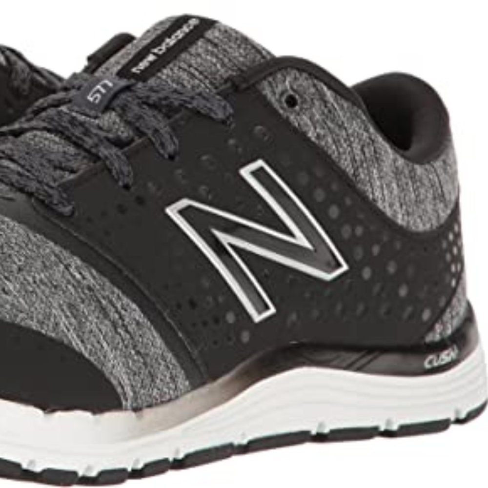 Black 577  NEW BALANCE Sneakers, Size 6.5